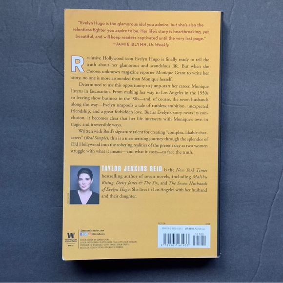 ❌ SOLD ❌ The Seven Husbands of Evelyn Hugo by Taylor Jenkins Reid | Fiction | - Picture 2 of 8